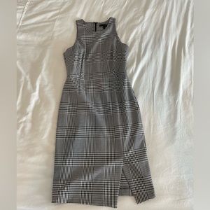Banana Republic Houndstooth Dress